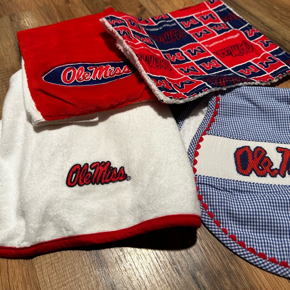 Ole Miss Burp Rags